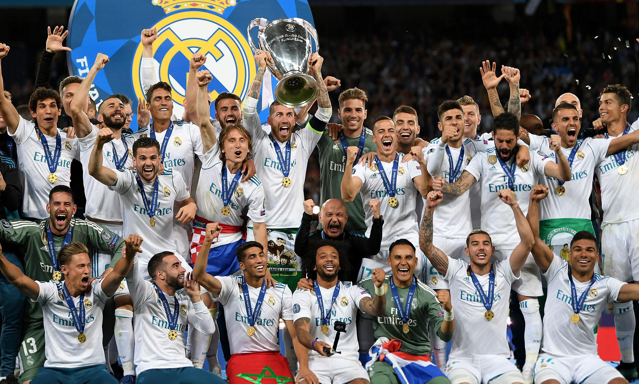 窗的赛季节 窗的赛季节